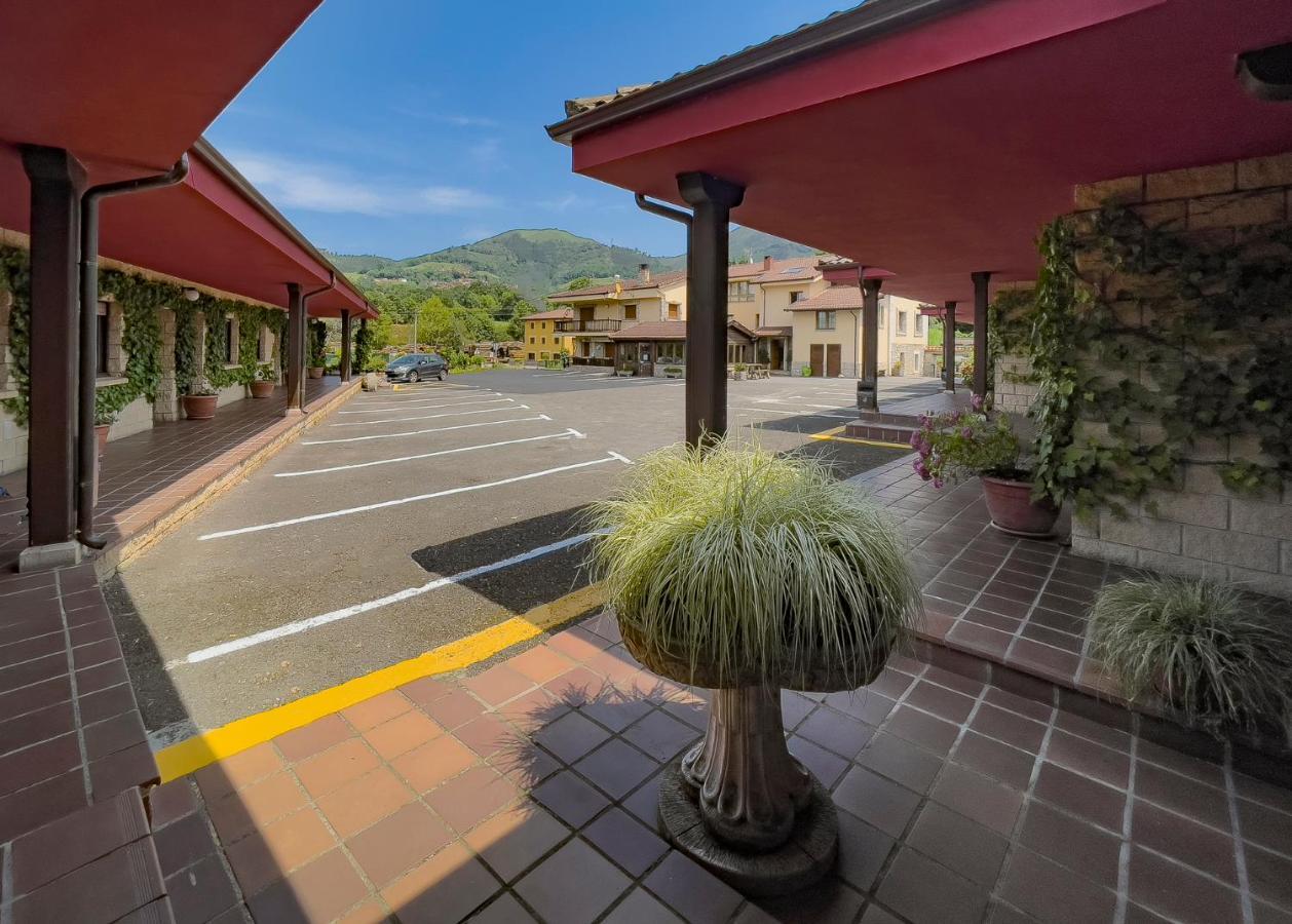 Hotel Rural "La Ruta De Cabrales" Mestas De Con Exteriör bild