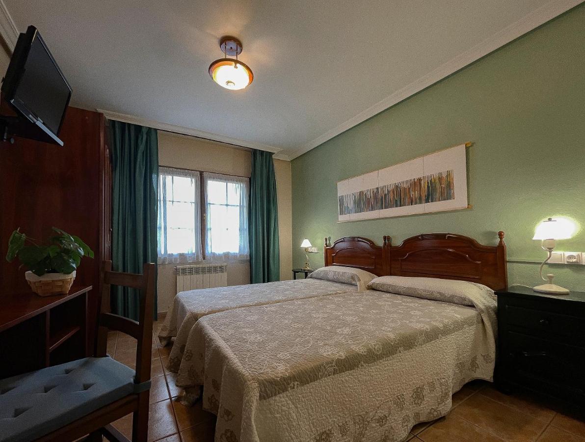 Hotel Rural "La Ruta De Cabrales" Mestas De Con Exteriör bild