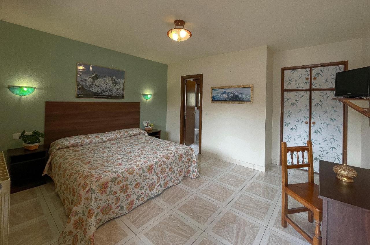Hotel Rural "La Ruta De Cabrales" Mestas De Con Exteriör bild