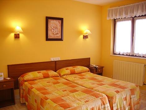 Hotel Rural "La Ruta De Cabrales" Mestas De Con Exteriör bild